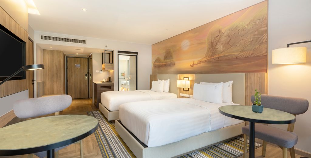 The Sukosol Hotel 5*, Holiday Inn Resort Krabi Ao Nang Beach 4* e Kantary Bay Hotel Phuket 4*