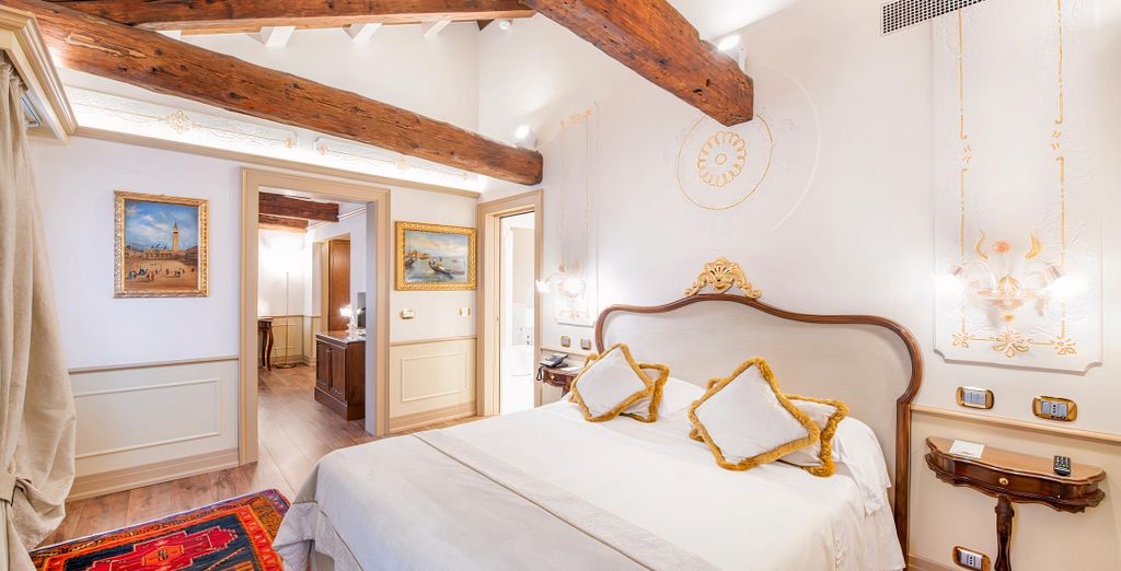 Hotel Monaco & Grand Canal 4*