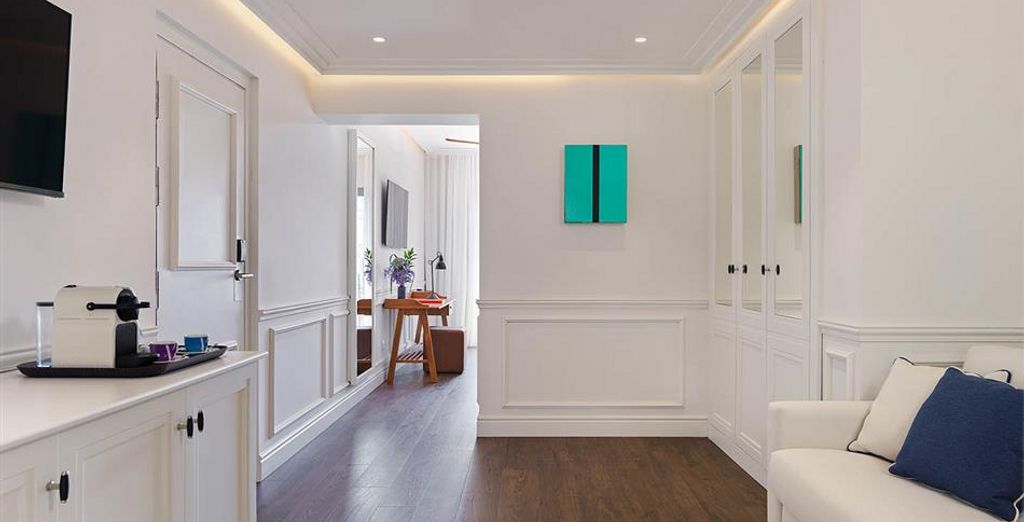 H10 Universitat 4*