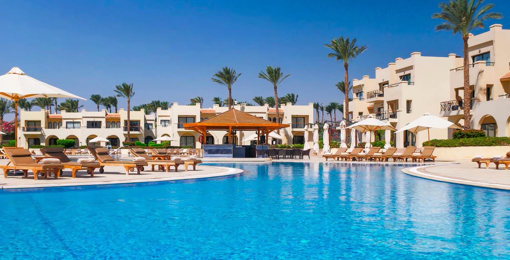Cleopatra Luxury Resort 5*