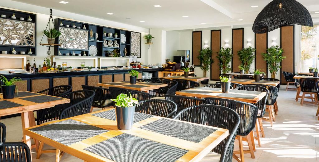 Nostos Beach Boutique Hotel 4*