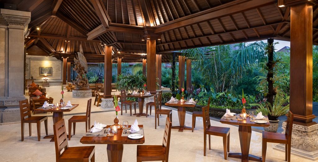 Combinato: Sakti Garden Resort & Spa 4*, Sudamala Resort, Komodo 5* e Merusaka Nusa Dua 5*