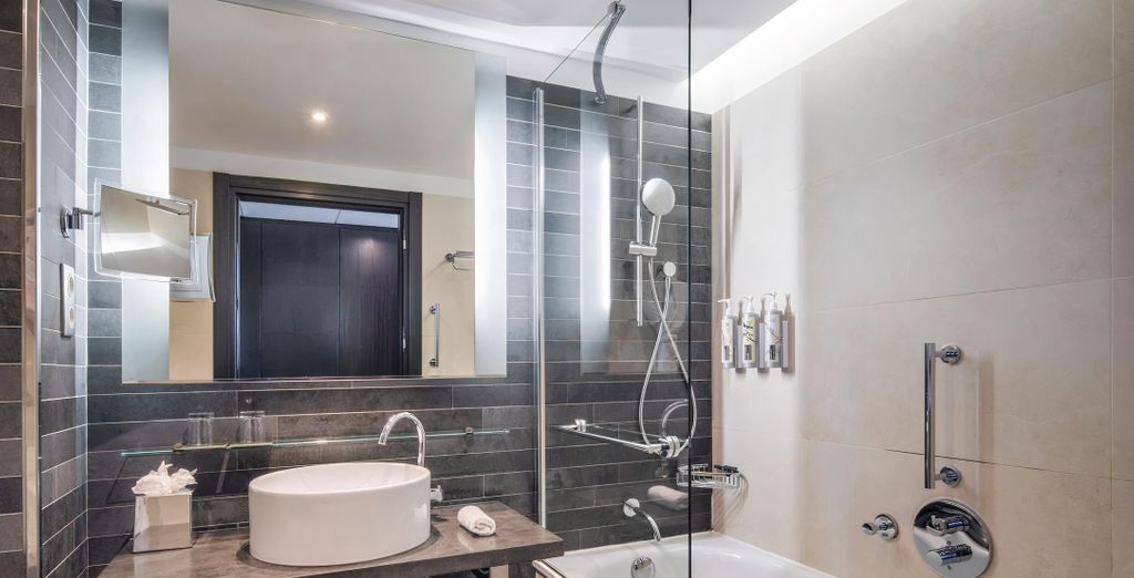 Renaissance Paris Arc de Triomphe 5*