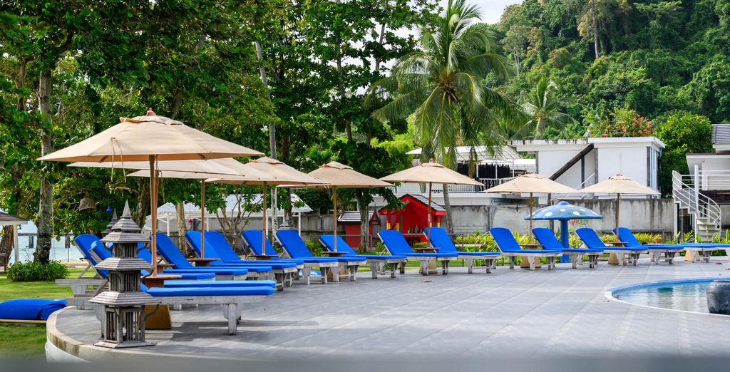 Combinato Maikhao Palm Beach Resort 4*, Royal Yao Yai Island Beach Resort 5* e Mai Khao Lak Beach Resort & Spa 5*