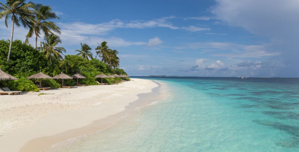 Royal Island Resort & Spa 5*