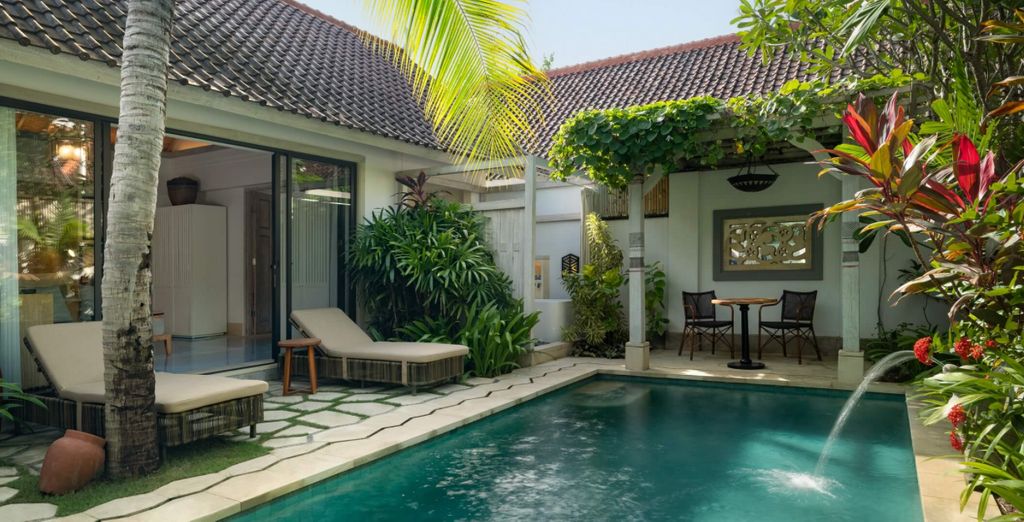 Combinato: Sakti Garden Resort & Spa 4*, Sudamala Resort, Komodo 5* e Merusaka Nusa Dua 5*