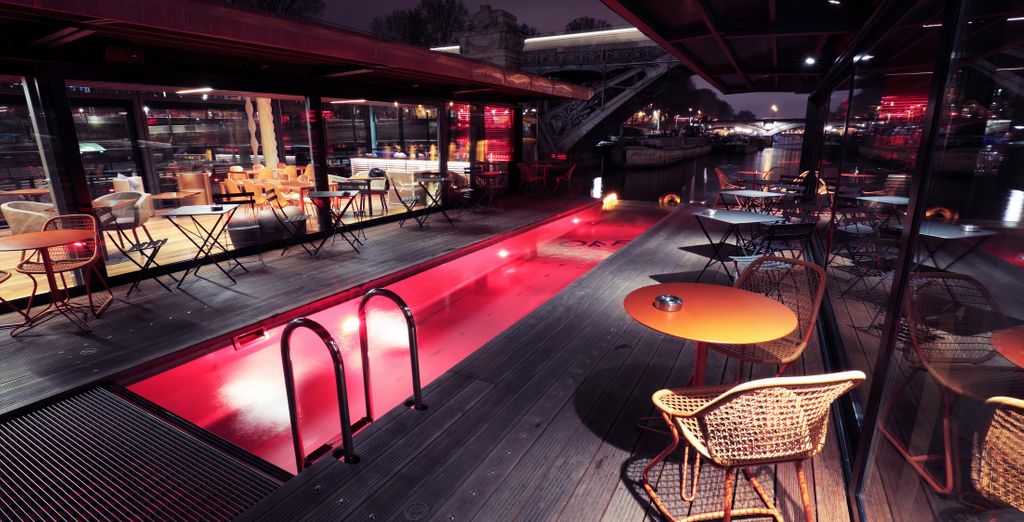 Off Paris Seine 4*