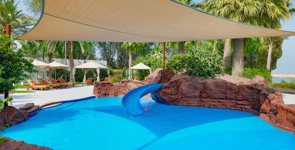 The Ritz-Carlton, Doha 5* con possibile estensione al The Outpost Al Barari 5*