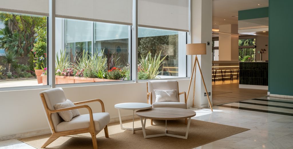 Ponient Pirámide Salou 4* con entradas para PortAventura World