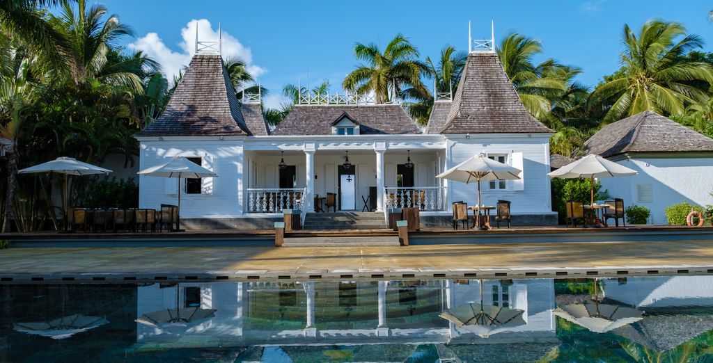 Outrigger Mauritius Beach Resort 4*S