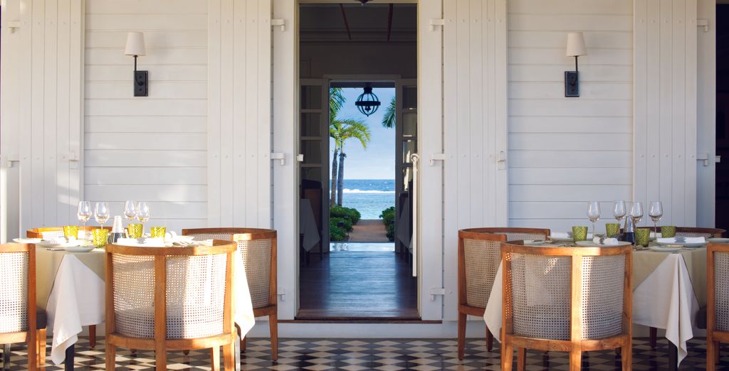 Outrigger Mauritius Beach Resort 4*S