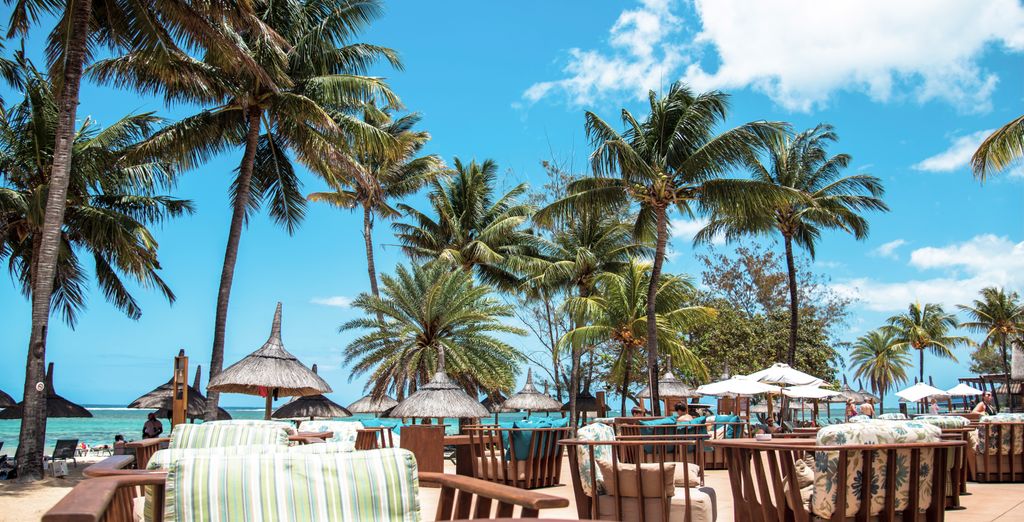 Outrigger Mauritius Beach Resort 4*S