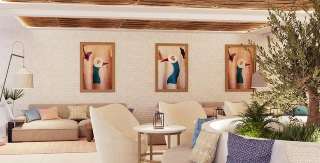 Hotel Cala San Miguel 5*