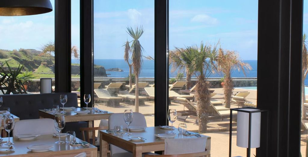 Pedras Do Mar Resort & Spa 5*
