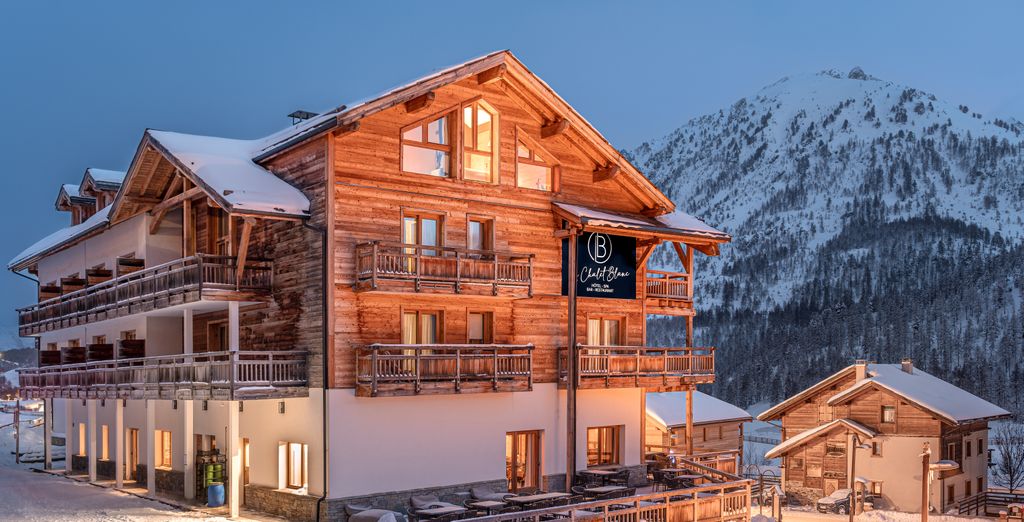 Le Chalet Blanc Hôtel &amp ; Spa 4*