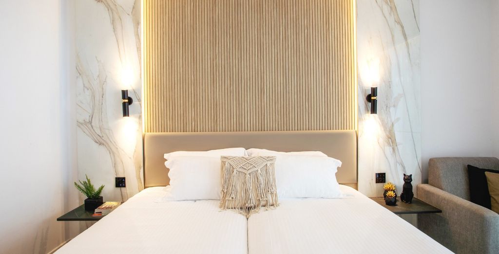 Cavo Maris Beach Hotel 4* 