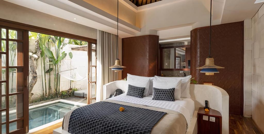 Dusit Thani Singapore 5*, Asvara Villa Ubud 5*, Royal Avila Boutique Resort 5* e Bali Beach Hotel Sanur 5*