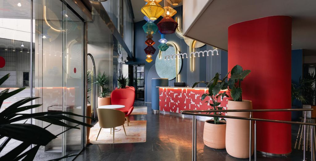 Indigo Barcelona Plaza Espana 4* e Luna Club 4* 