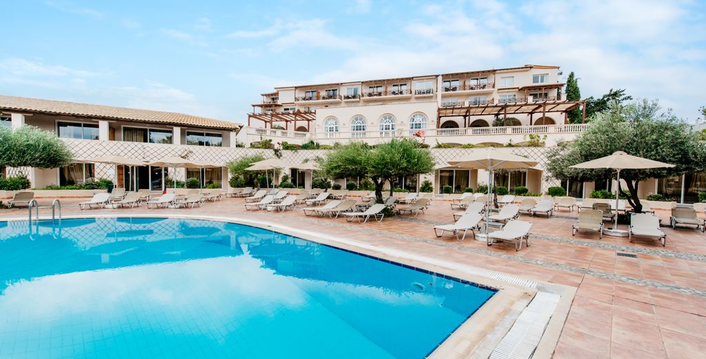 Out of the Blue Resort 5*