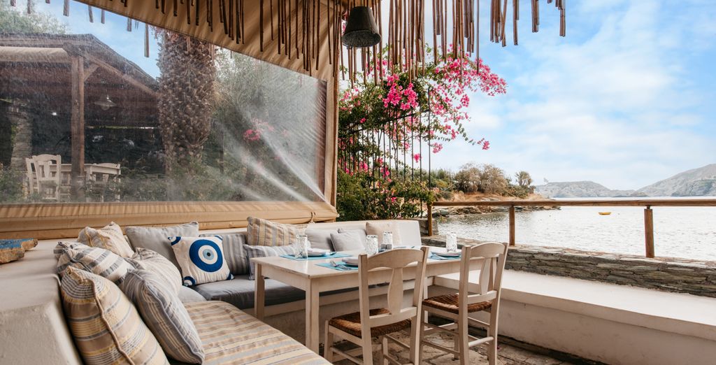 Out of the Blue Resort 5*