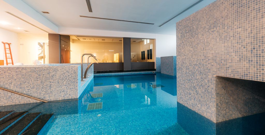 Out of the Blue Resort 5*