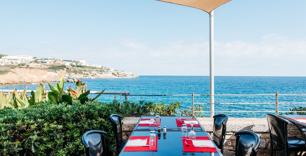 Out of the Blue Resort 5*