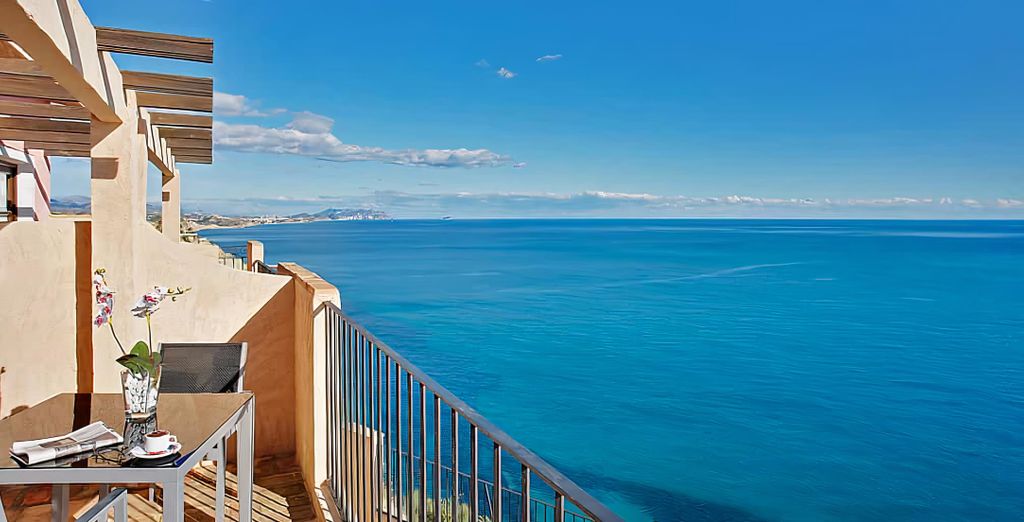 Occidental Pueblo Acantilado 4*