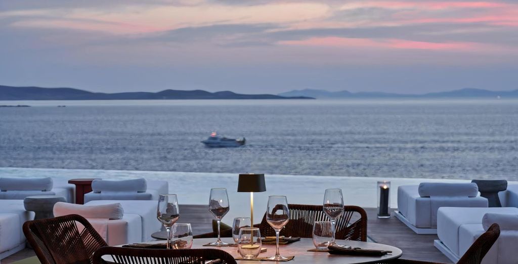 Kouros Hotel & Suites 5*