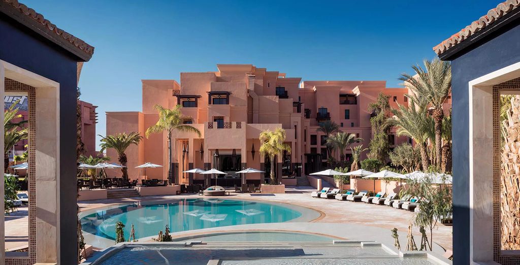 Hotel Mövenpick Mansour Eddahbi 5*
