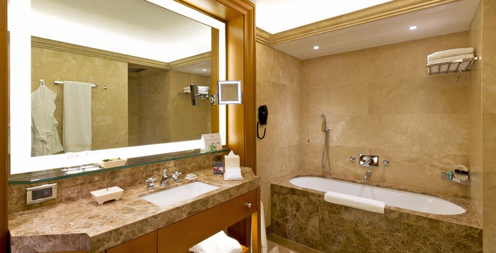 Divan İstanbul Hotel 5*