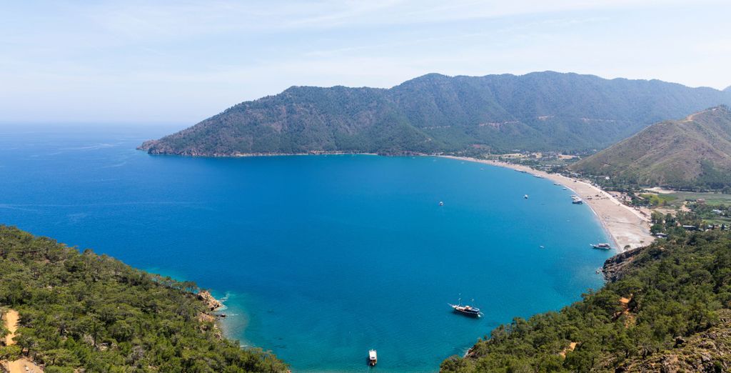 Crociera in Caicco tra i tesori suggestivi del Paese