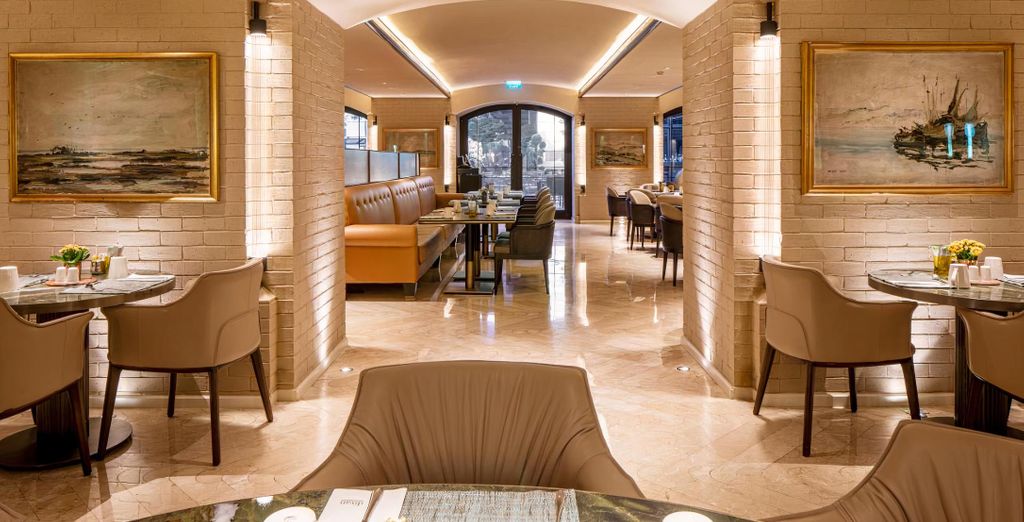 Divan İstanbul Hotel 5*