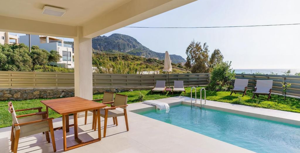 InCreteBlue Suites 4*