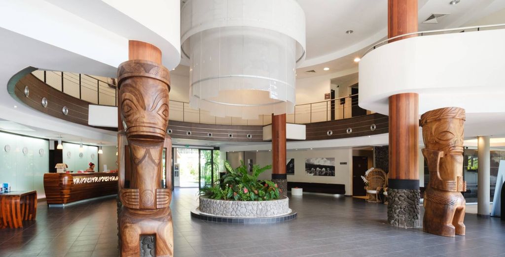Crociera di 7 notti tra le Isole della Società e Te Moana Tahiti Resort 4*