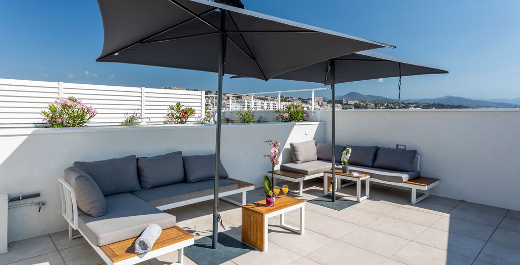 Nemea Appart'Hotel Riviera Nice Aéroport 4*