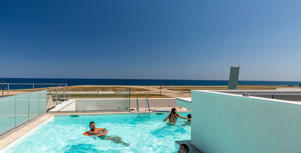 Nemea Appart'Hotel Riviera Nice Aéroport 4*