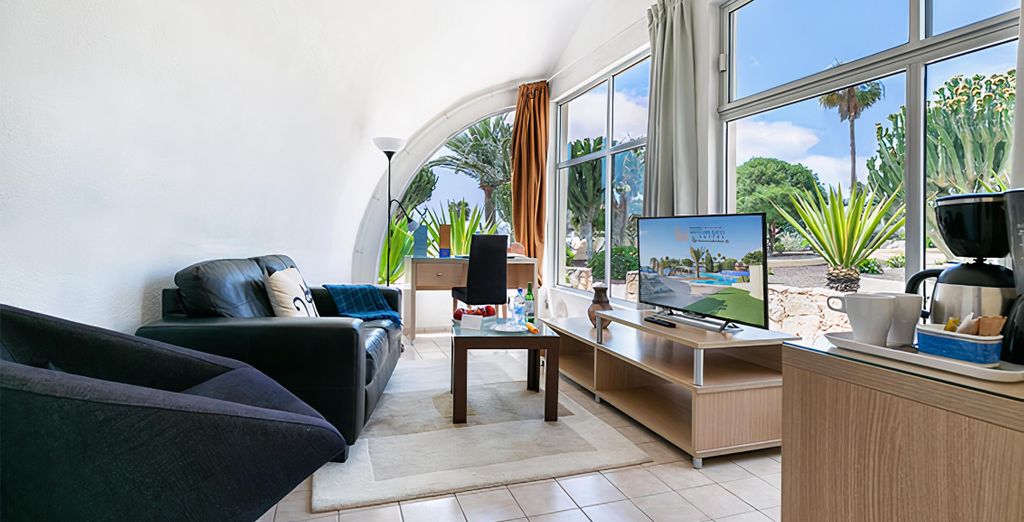 Hotel LIVVO Risco del Gato Suites 4*