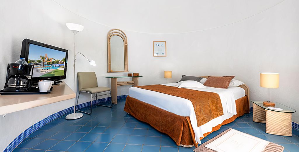 Hotel LIVVO Risco del Gato Suites 4*