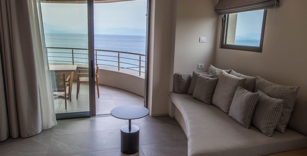 Alissachni Seaside Hotel