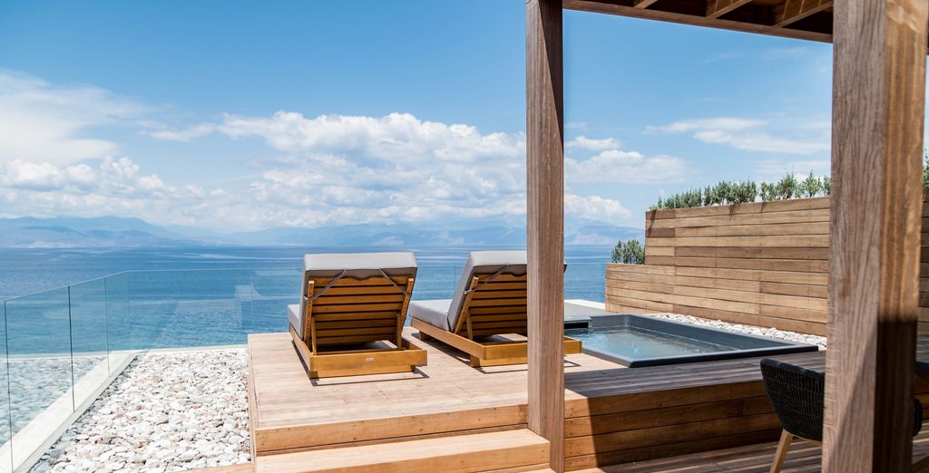 Alissachni Seaside Hotel