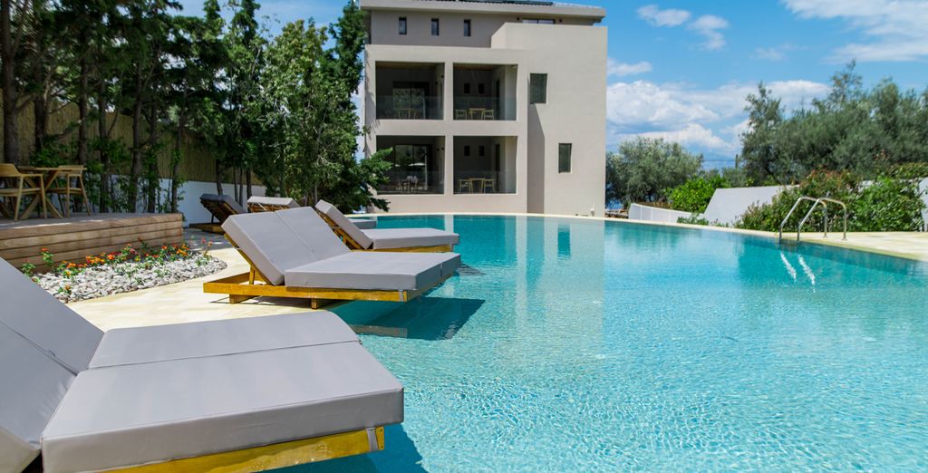 Alissachni Seaside Hotel