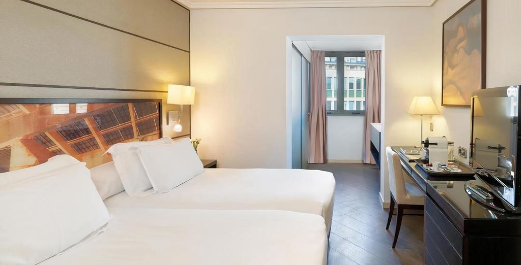 H10 Universitat 4*