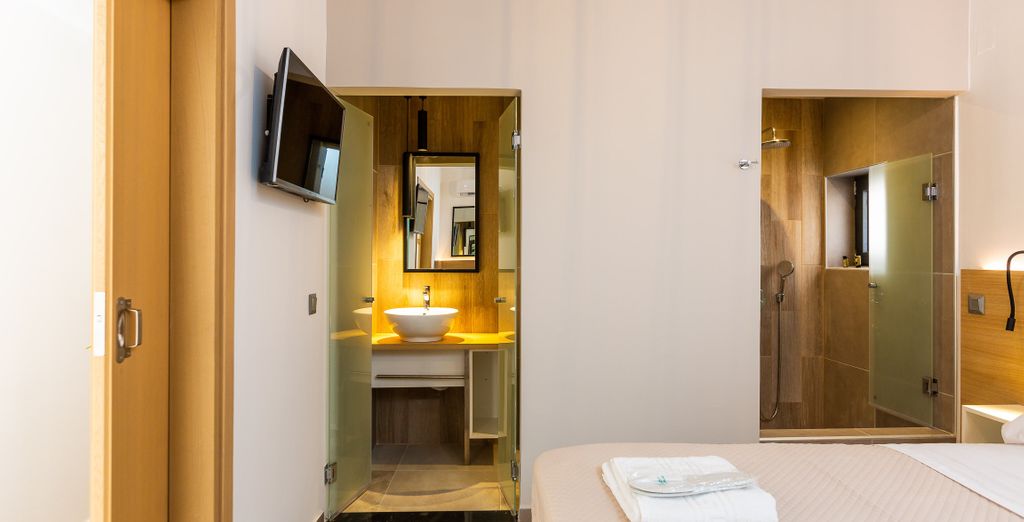 T-Hotel Premium Suites 4*