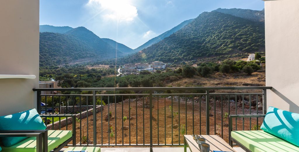 T-Hotel Premium Suites 4*
