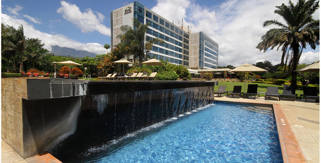 Safari di 4 o 5 notti e AHG Hisia Nungwi Experience Hotel 4*