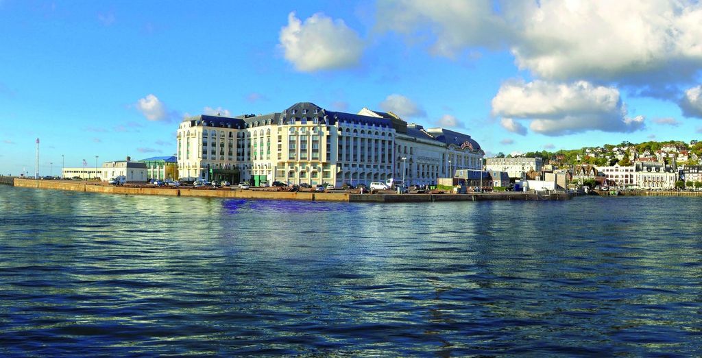Beach Hôtel Trouville 4*