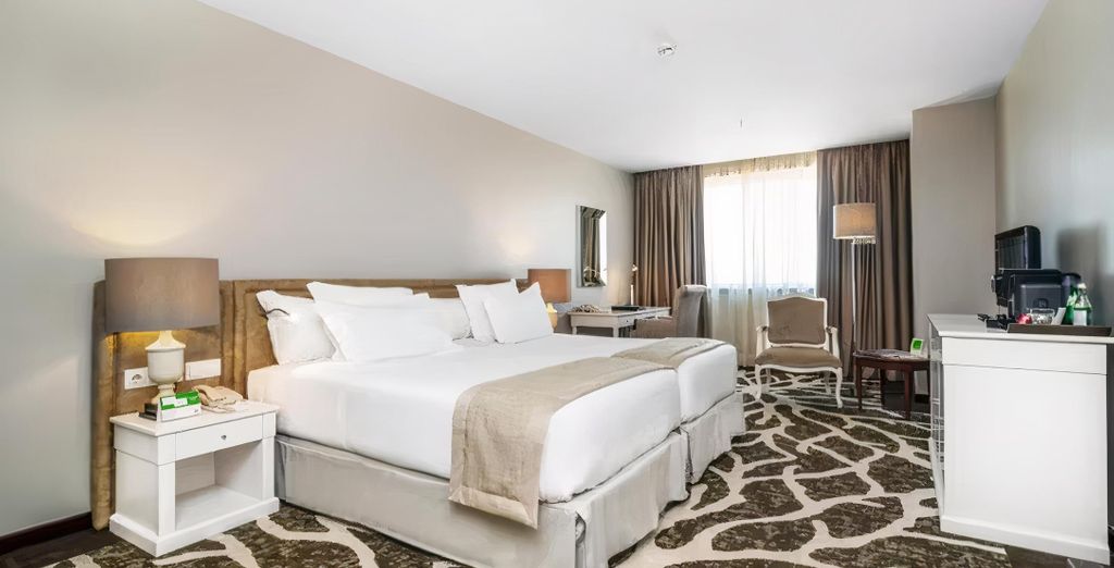 Holiday Inn Porto Gaia 4*