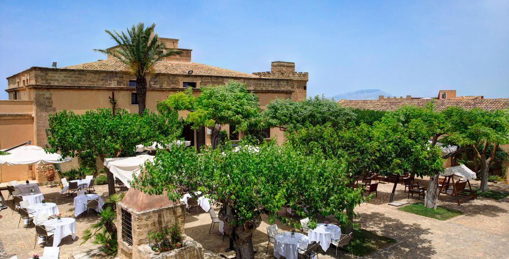 Baglio Oneto dei Principi di San Lorenzo - Luxury Wine Resort 5*