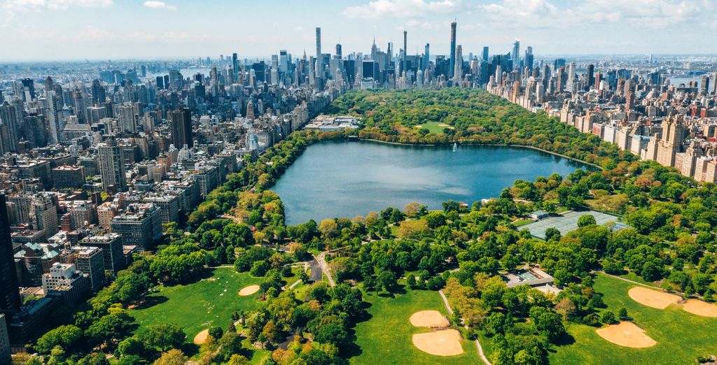Combinato: Crowne Plaza H36 Midtown 4* e Grand Sunset Princess 5*