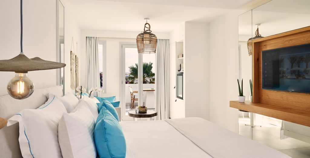 Nikki Beach Santorini 5*